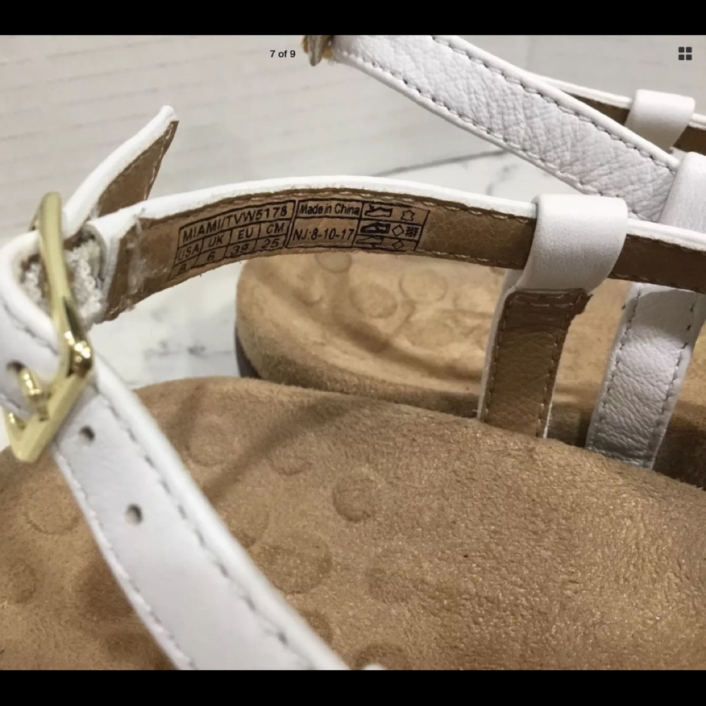 Vionic Miami T-Strap Sandals
New Without Box 8M - Picture 7 of 8